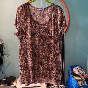 Simply  Vera. Purple khaki brown off white crinkle t shirt